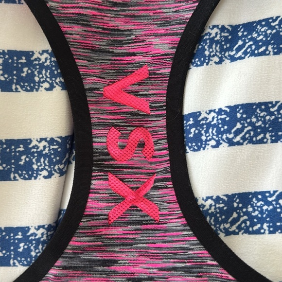 VSX Sport (Victoria’s Secret) Sports Bra 32DD molded cups adjustable straps NICE - Picture 9 of 11